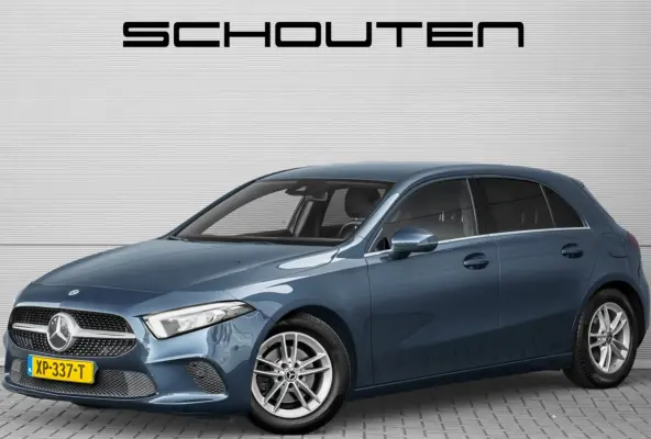 180 Automaat Business Solution CarPlay Stoelverwarming Camera