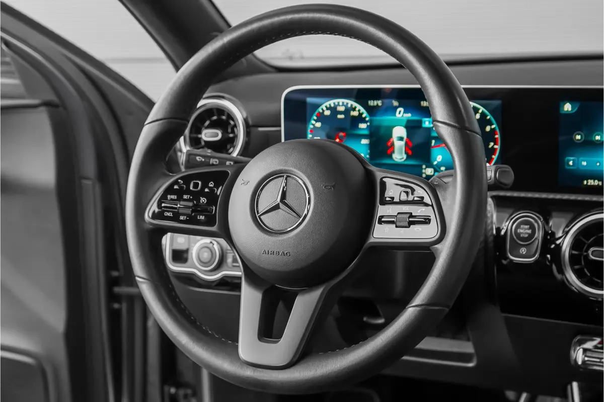 180 Automaat Business Solution CarPlay Stoelverwarming Camera