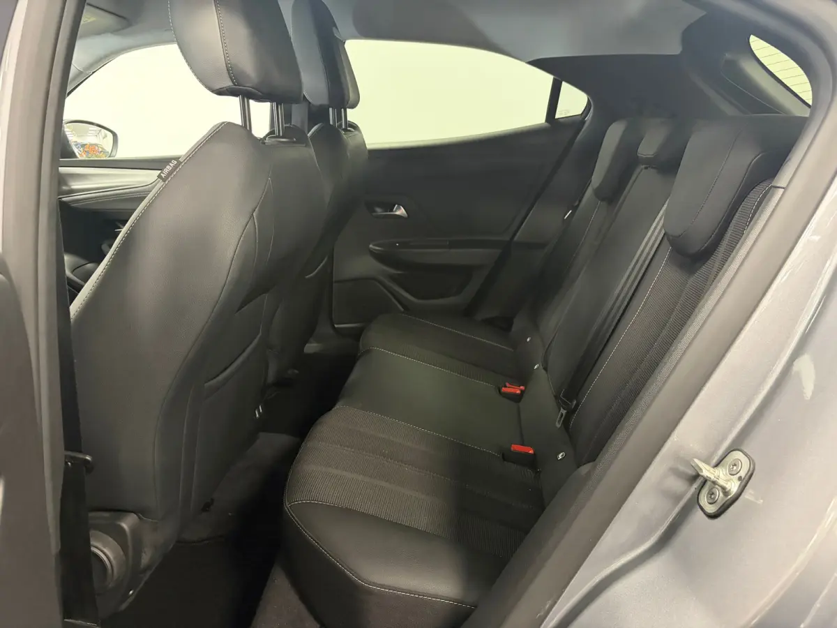 1.2 Turbo Edition*Two-Tone*Automaat*Cruise-Control*LED*Camera*