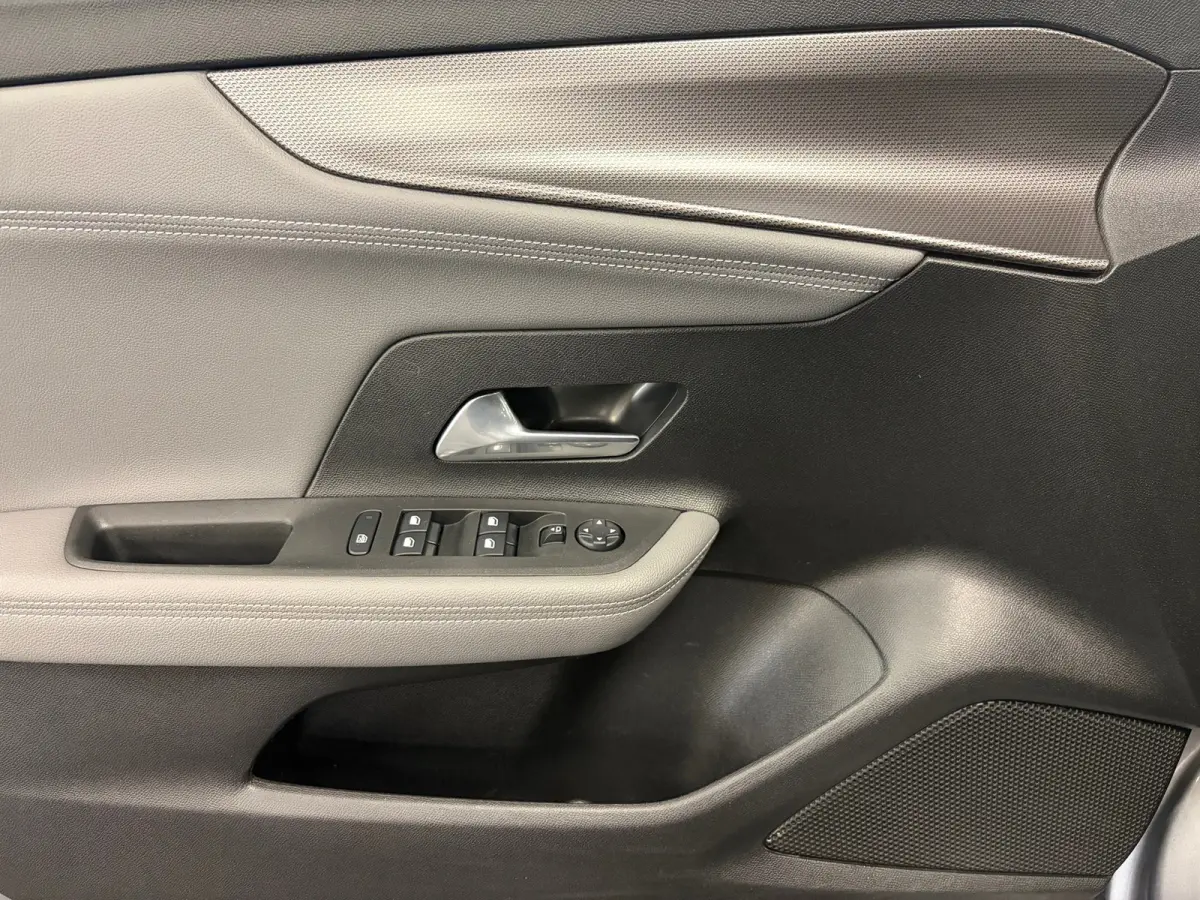 1.2 Turbo Edition*Two-Tone*Automaat*Cruise-Control*LED*Camera*