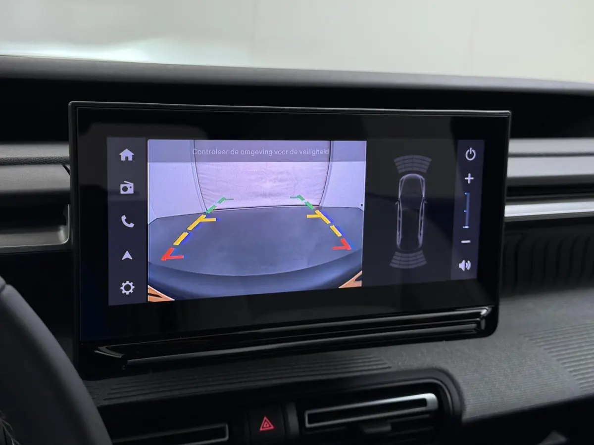 Max 100pk | Navigatie | Camera achter | Automatische airco | Lichtmetalen velgen | Cruise control | Apple Carplay en Android auto