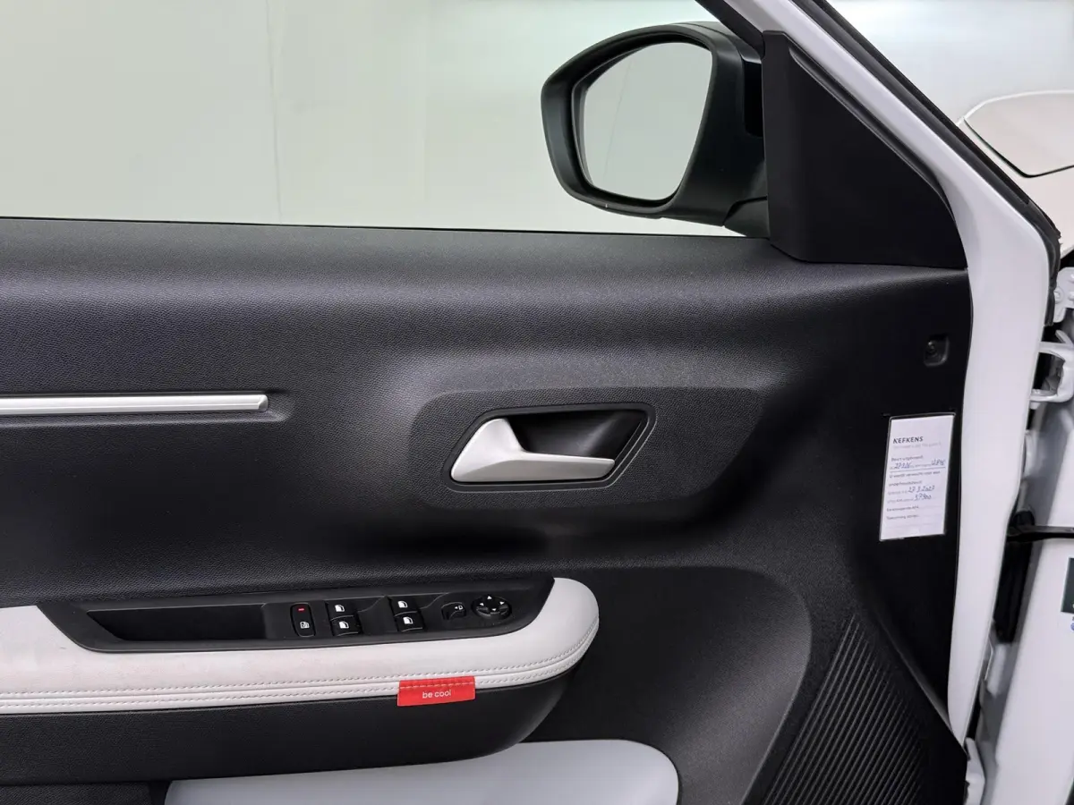 Max 100pk | Navigatie | Camera achter | Automatische airco | Lichtmetalen velgen | Cruise control | Apple Carplay en Android auto