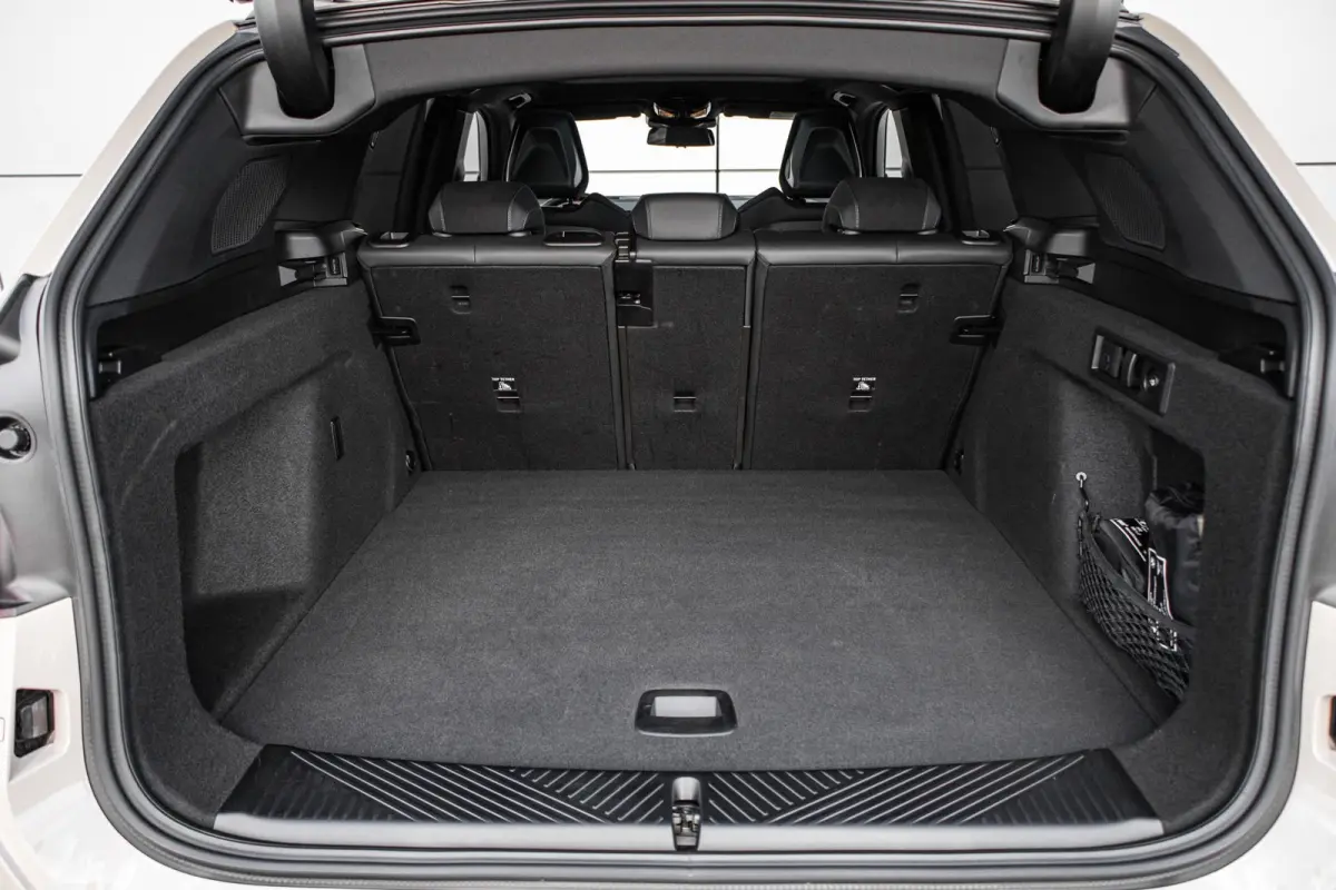 M50 398pk | xDrive | Panoramadak | Trekhaak | Professional Pack | 22" Velgen | Comfort Pack | Premium Pack