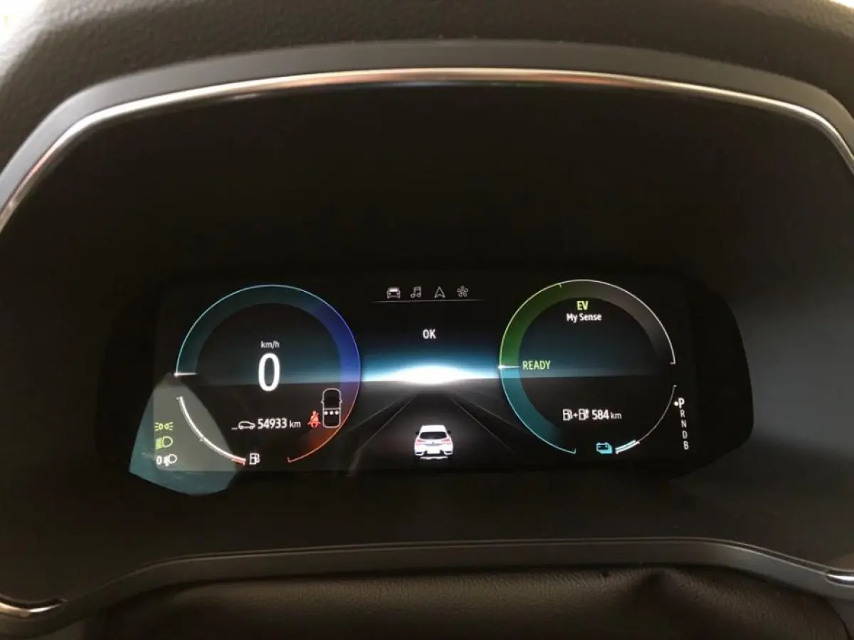 techno E-Tech plug-in hybrid 160 | Pack Full Screen | Pack Comfort |