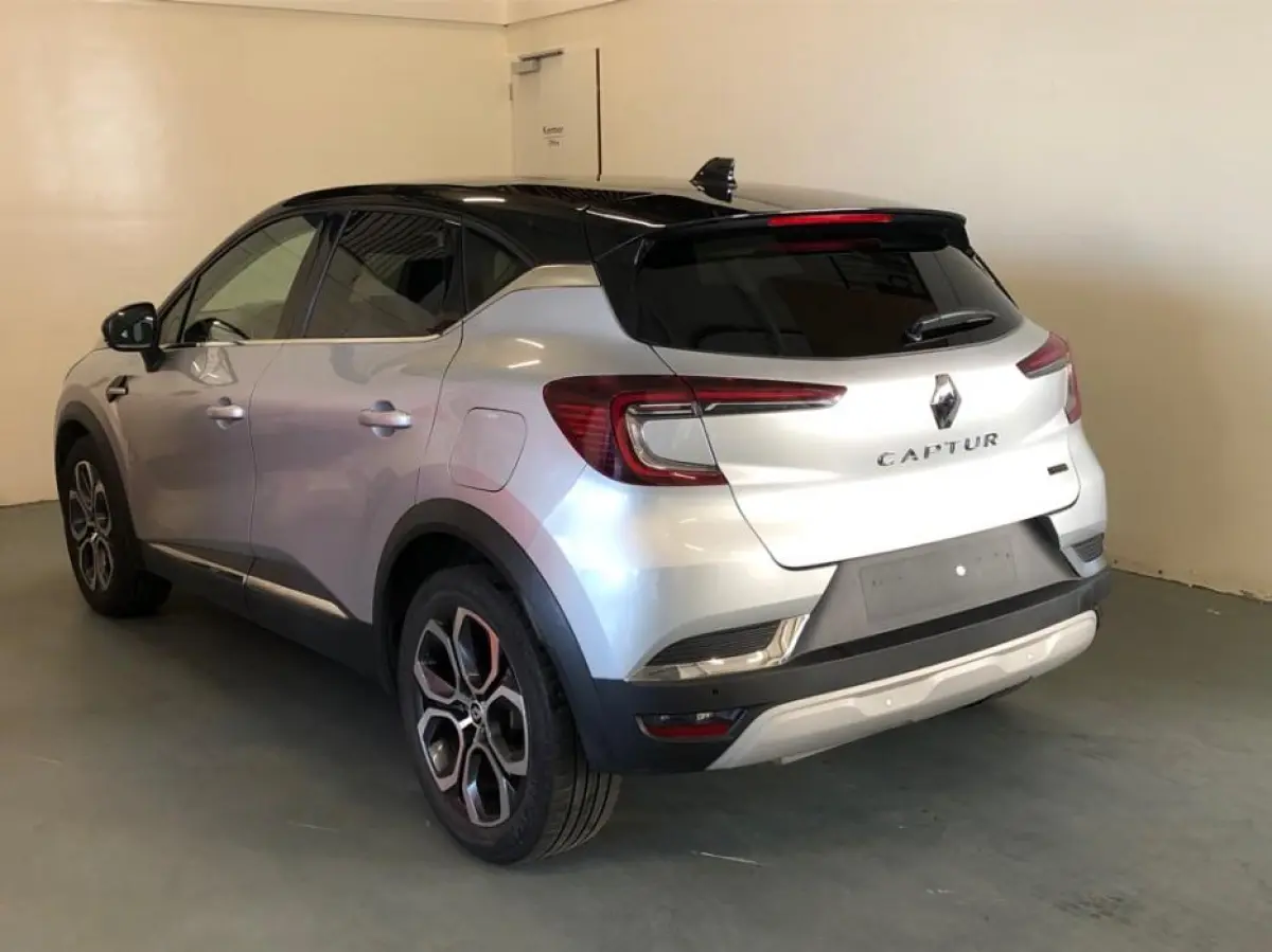 techno E-Tech plug-in hybrid 160 | Pack Full Screen | Pack Comfort |