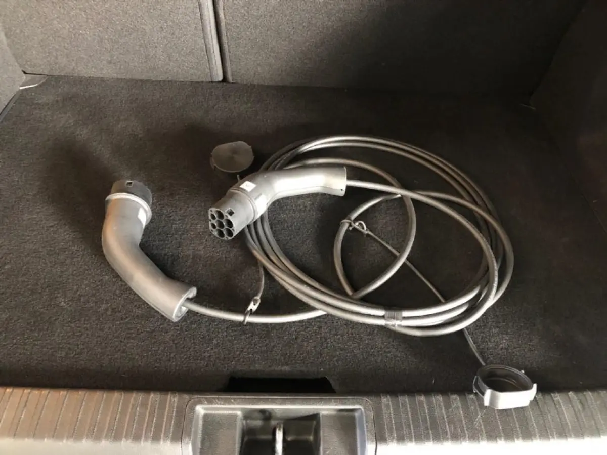 techno E-Tech plug-in hybrid 160 | Pack Full Screen | Pack Comfort |