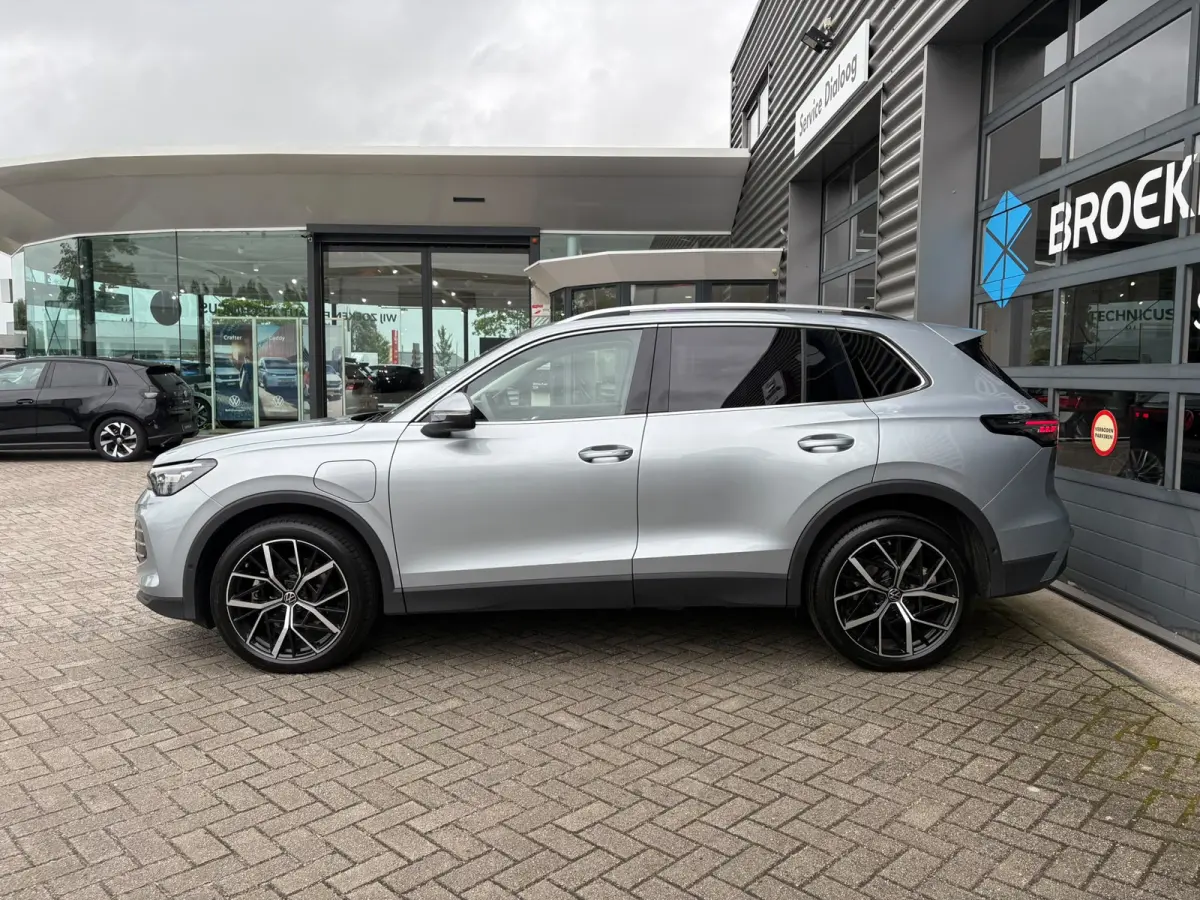 1.5 TSI eHybrid 204 pk Elegance | SOH 100% | Wegklapbare Trekhaak | Achteruitrijcamera | Cruise control adaptief |