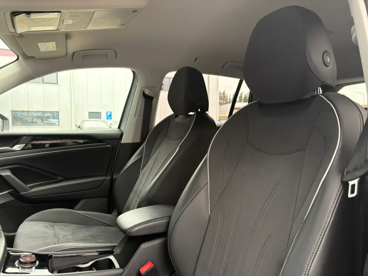 1.5 TSI eHybrid 204 pk Elegance | SOH 100% | Wegklapbare Trekhaak | Achteruitrijcamera | Cruise control adaptief |