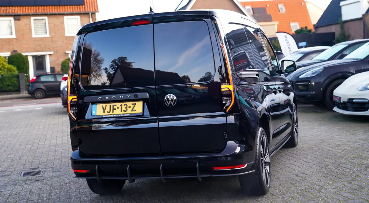 2.0 TDI 1st Edition | Camera | Maxton-Design | Apple Carplay | Adaptief Cruise | Front assist