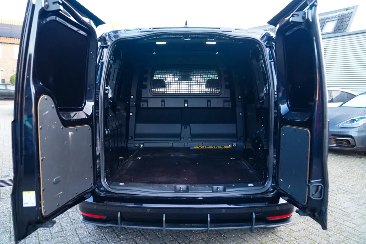 2.0 TDI 1st Edition | Camera | Maxton-Design | Apple Carplay | Adaptief Cruise | Front assist