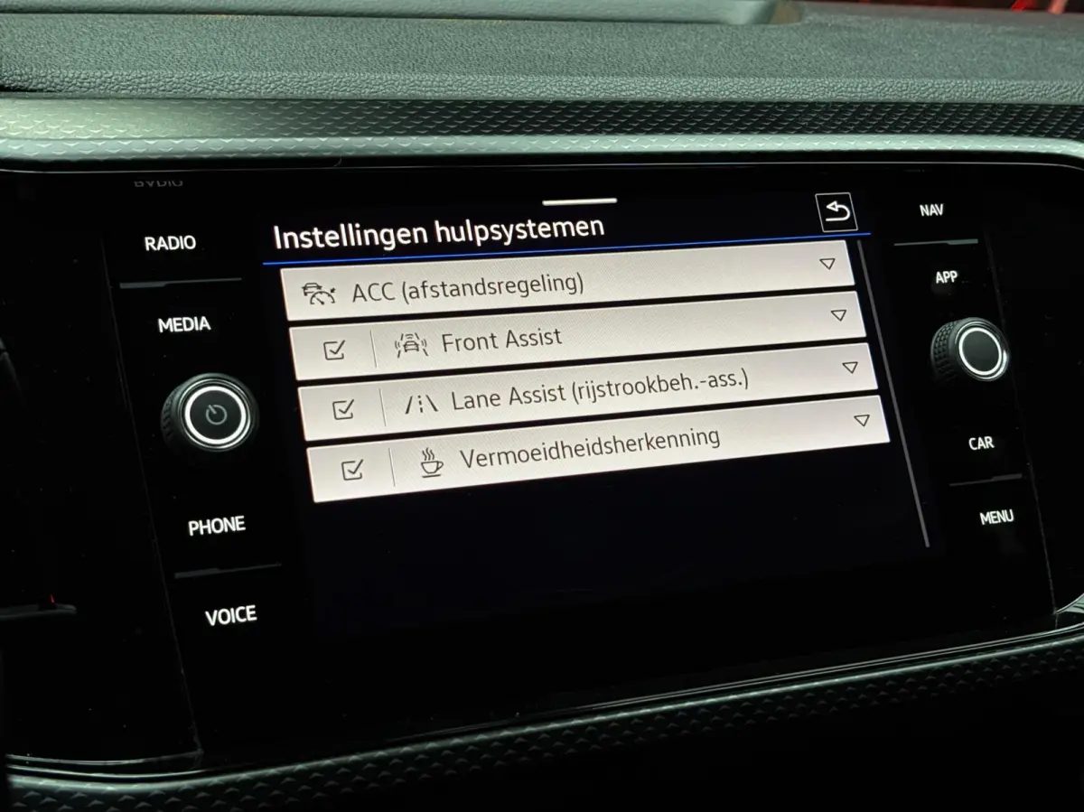 1.0 TSI |IQ.DRIVE|PDC|APP|STOELV.|CLIMA