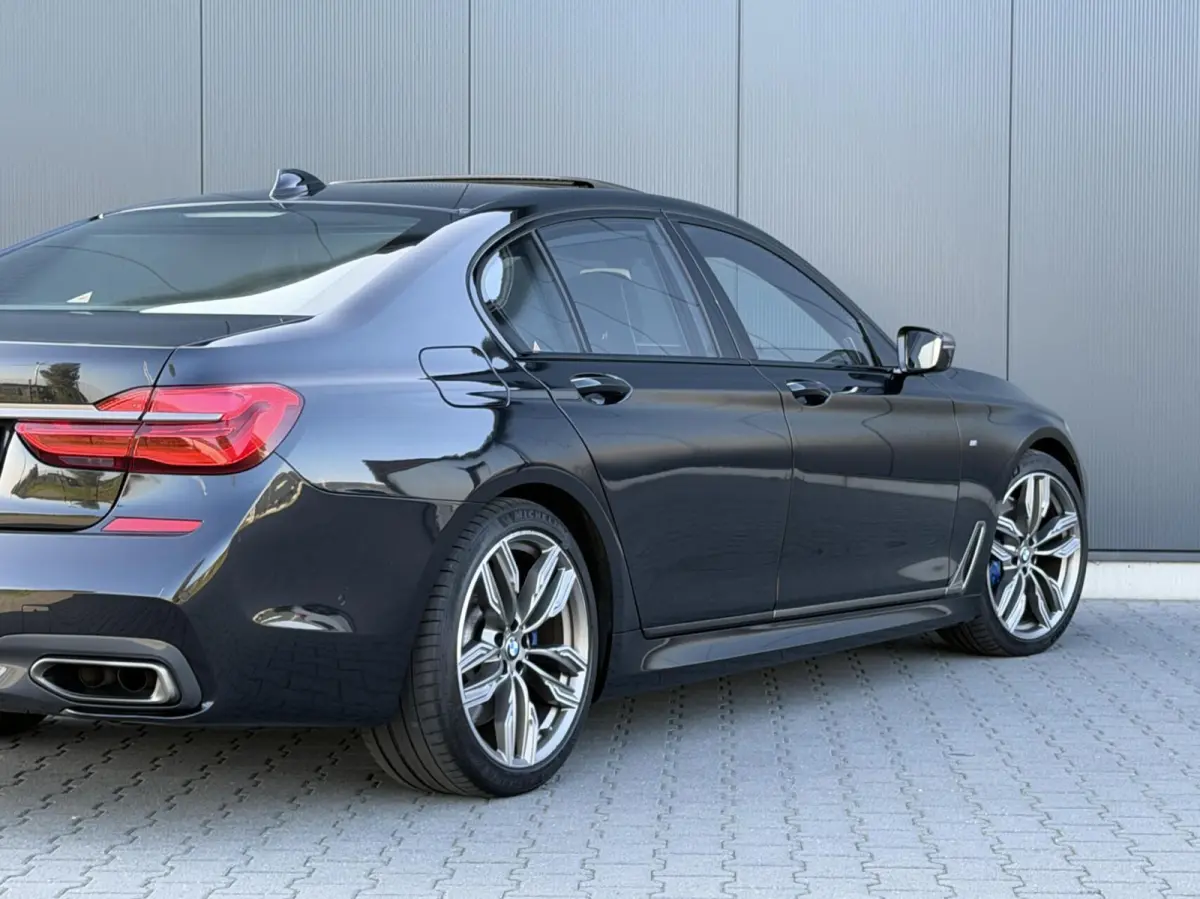 750I xDrive High Executive Laser - Bowers & Wilkins - M Pakket + Aero.