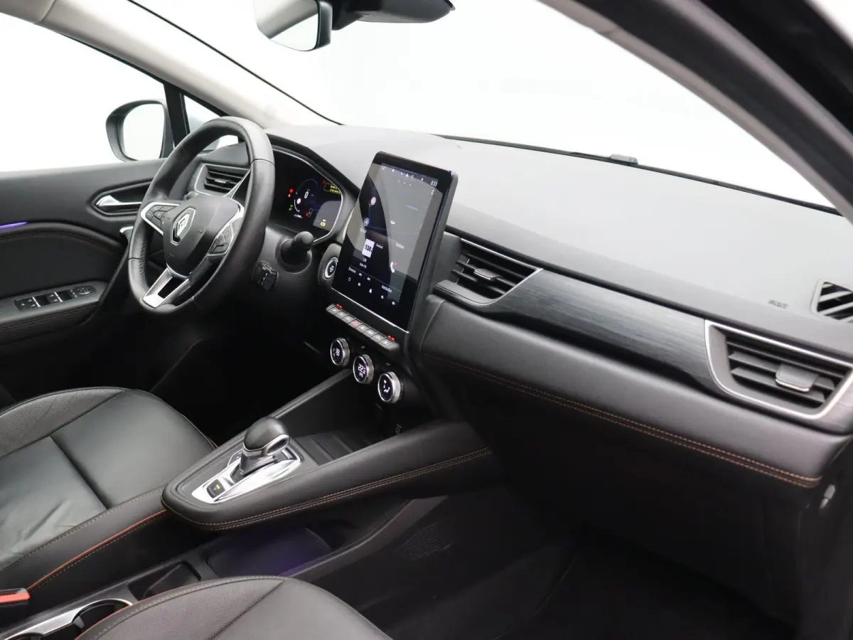 E-Tech plug-in hybrid 160pk iconic | 98% SOH | Rondomzicht camera | Stoel en stuurverwarming |  9,3" touchscreen |
