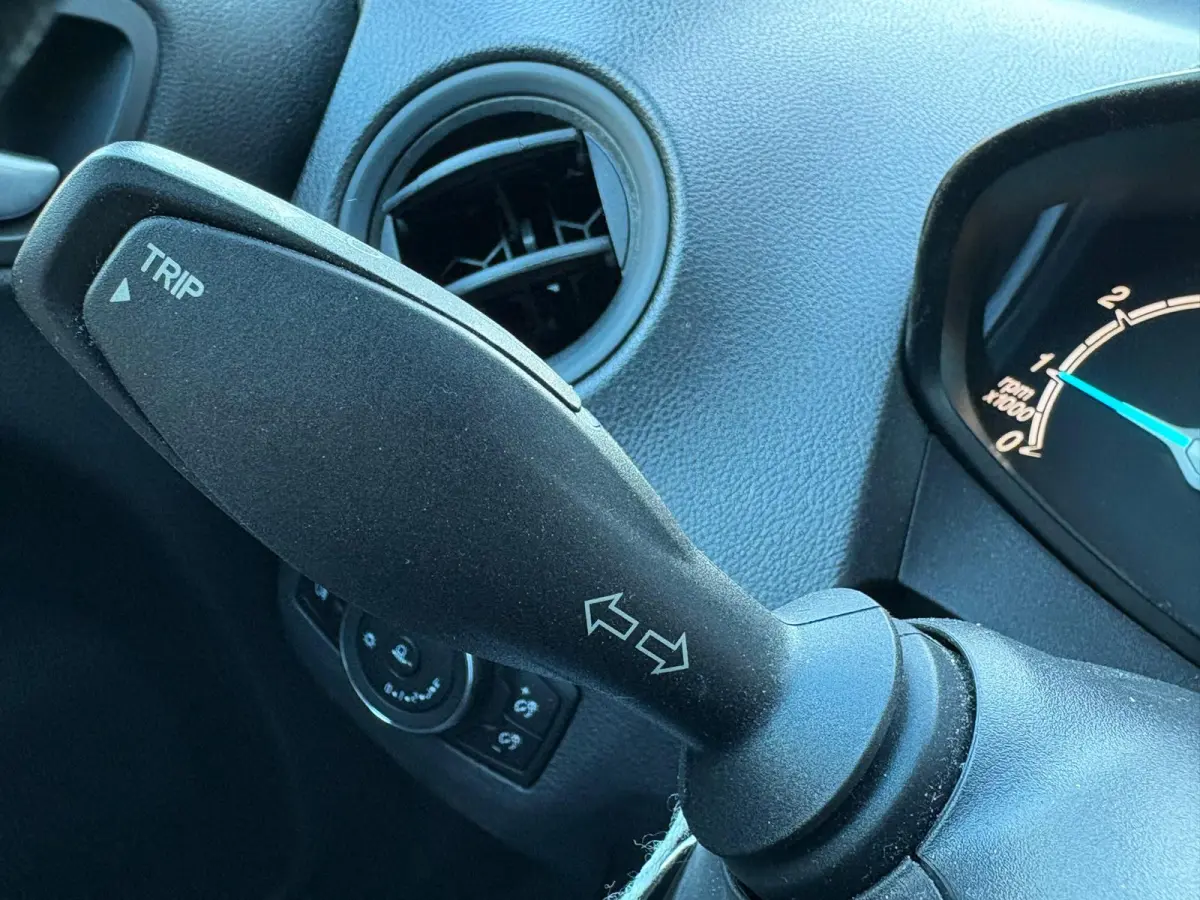 100PK EcoB. Trend Marge/Trekhaak/Stoelverwarming/Cruise-control
