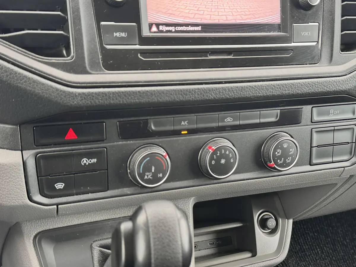 35 2.0 TDI bakwagen met laadklep automaat 177pk!