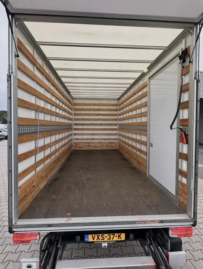 35 2.0 TDI bakwagen met laadklep automaat 177pk!