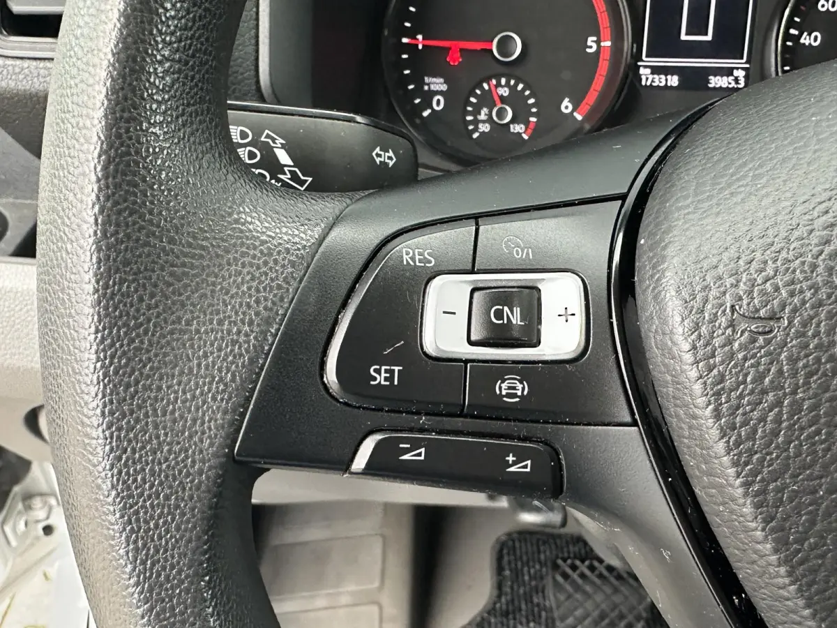 35 2.0 TDI bakwagen met laadklep automaat 177pk!