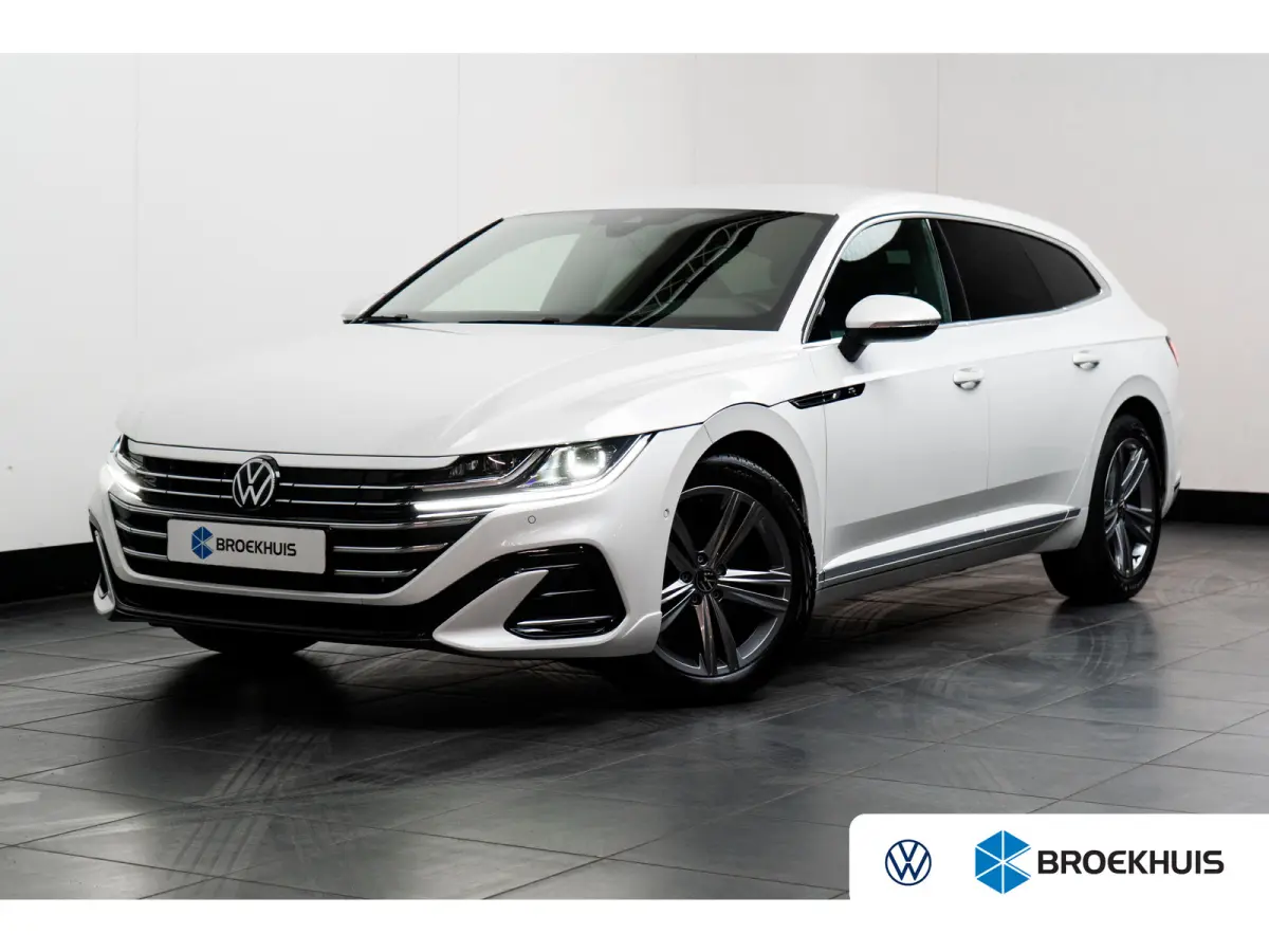 1.4 TSI eHybrid R-Line Business+ l Vol Leder int. l Elektr. Stoel incl Memory l Elektr. Trekhaak l Stoel verwarming voor en achter l Elekt. Klep l Matrix LED l