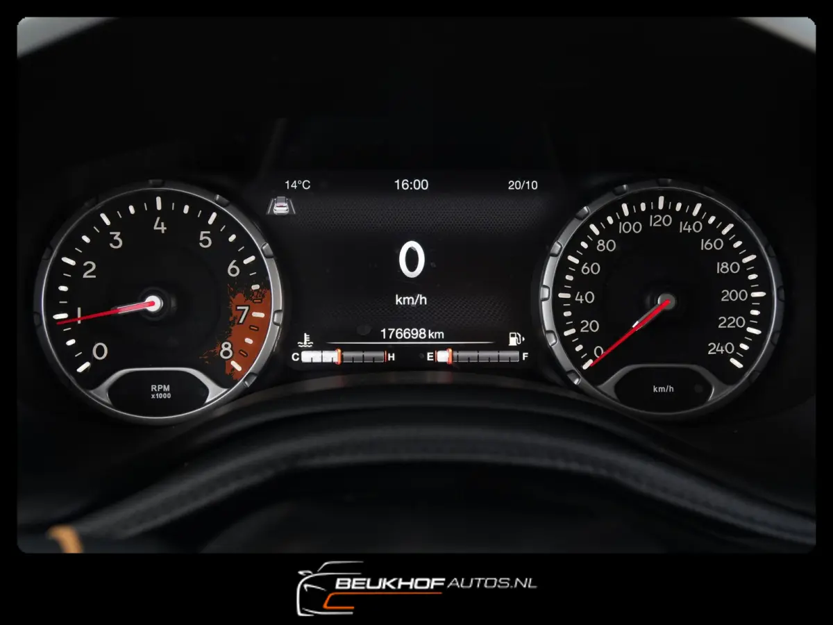 1.4 MultiAir Limited Cruise Navi Camera Xenon