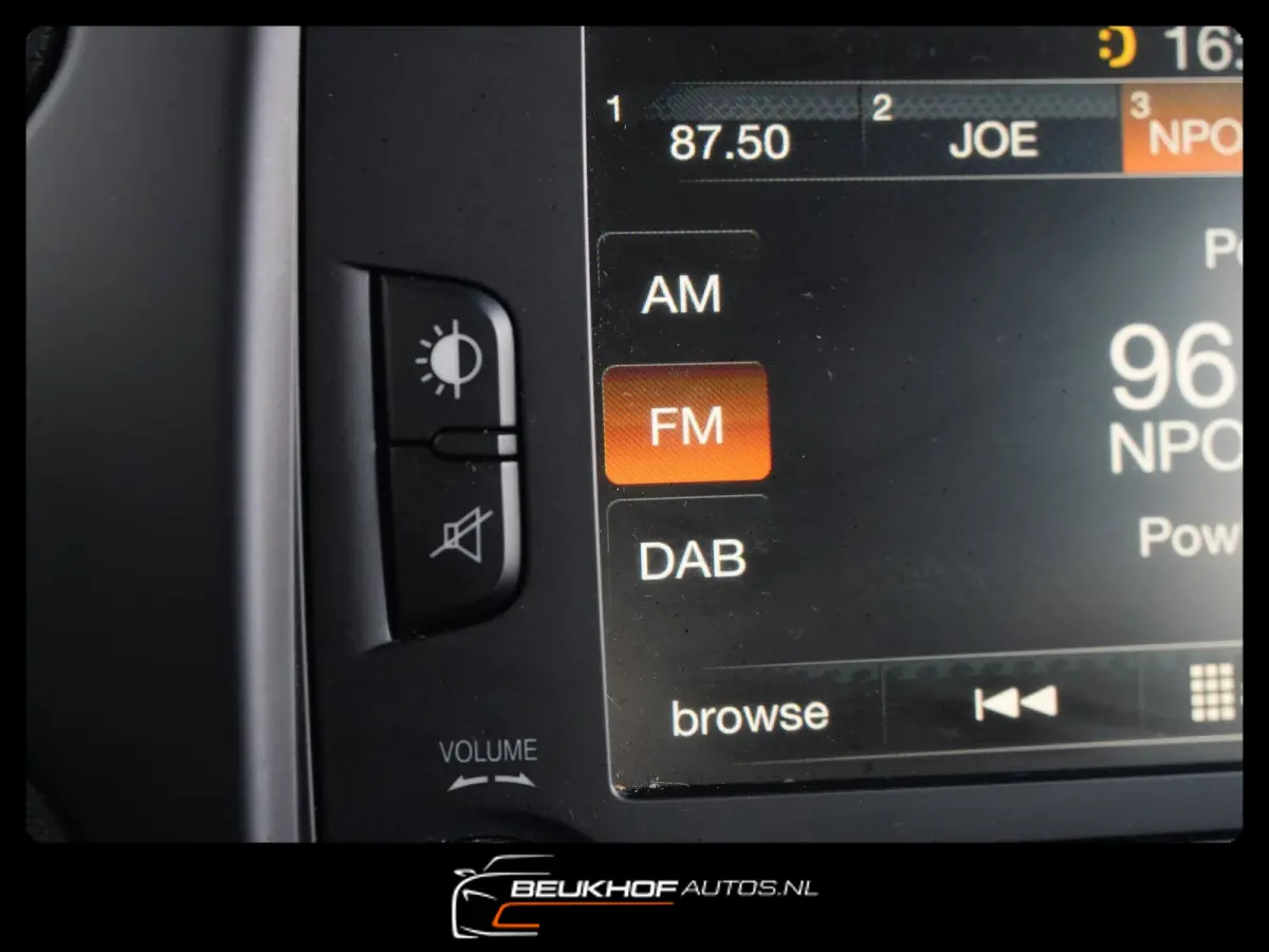 1.4 MultiAir Limited Cruise Navi Camera Xenon