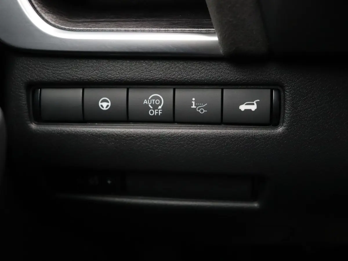 158pk MHEV Xtronic Tekna Plus | 1800kg geremd | HUD | Panoramisch dak | Voorruitverwarming | BOSE |
