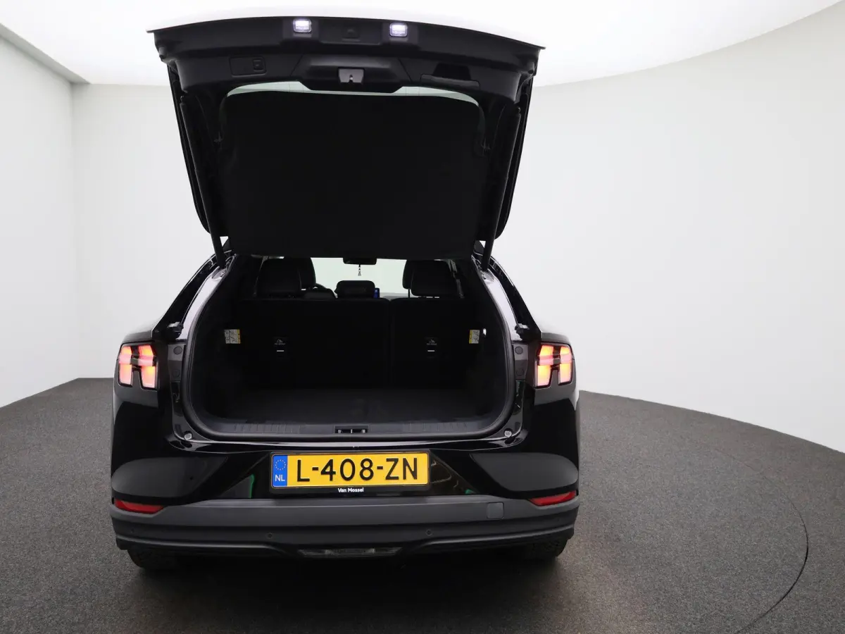 Extended RWD 98 kWh | Panoramadak | Adaptief Cruisecontrol | 360 Camera | B&O |