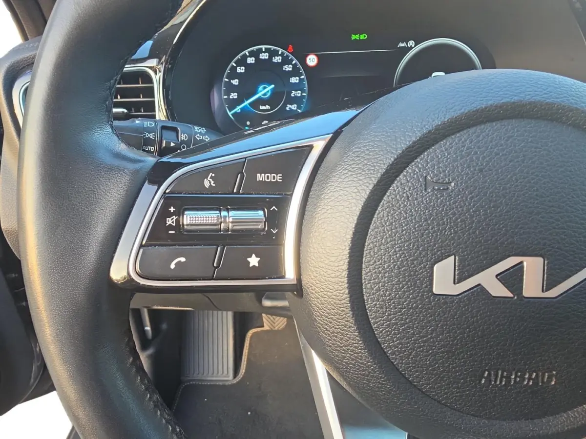1.0 T-GDi Design Edition | Cruise Control | Climate Control | Camera | Navigatie | Lederen Bekleding | Stoelverwarming | Stuurverwarming |