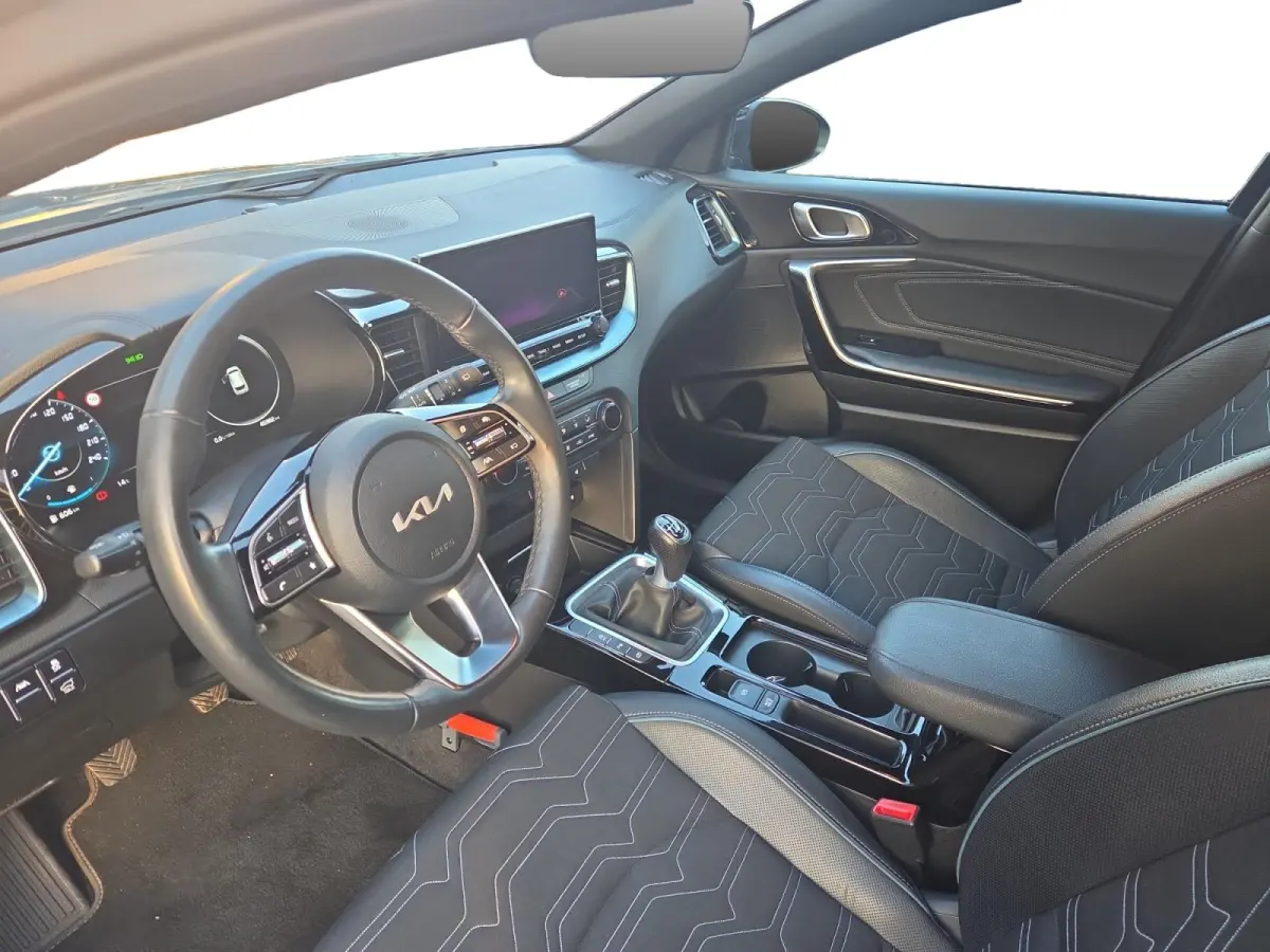 1.0 T-GDi Design Edition | Cruise Control | Climate Control | Camera | Navigatie | Lederen Bekleding | Stoelverwarming | Stuurverwarming |