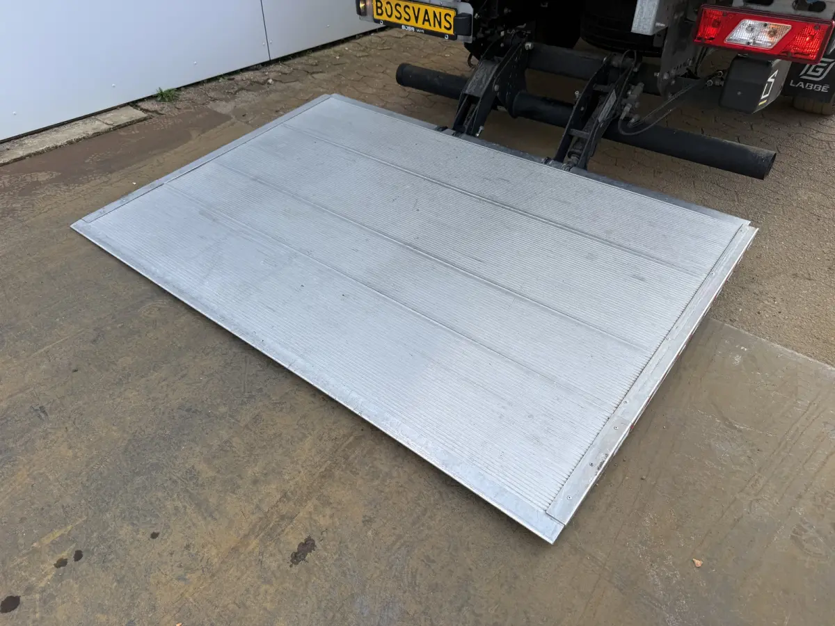 2.0 TDCI 130PK Laadklep Bakwagen Cruise Control Airco Parkeersensoren Voor Koffer Bakwagen Meubelbak