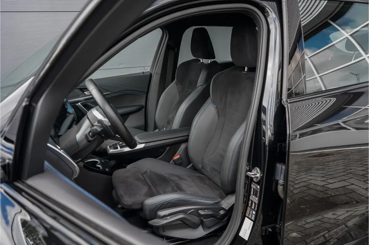 xDrive25e M-Sport Adaptief LED Keyless 99% SOH Stoelverw