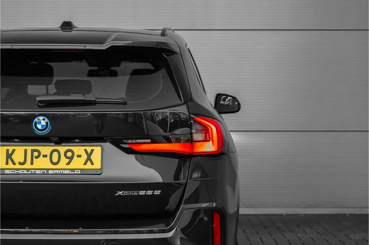 xDrive25e M-Sport Adaptief LED Keyless 99% SOH Stoelverw