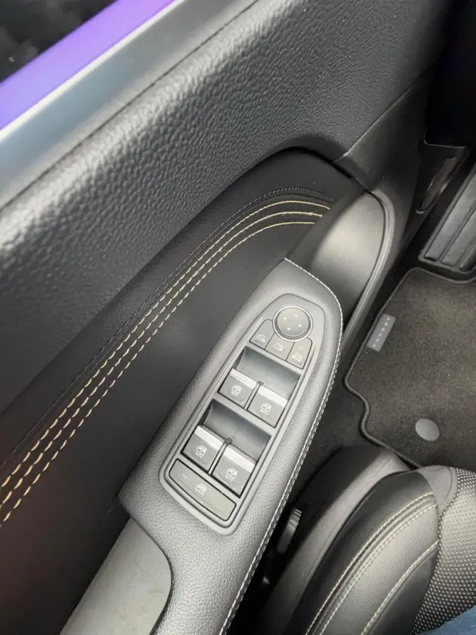 1.6 E-Tech hybrid 145 E-Tech engineered