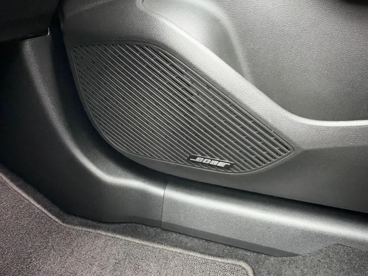 1.6 E-Tech hybrid 145 E-Tech engineered