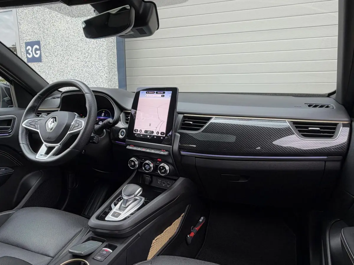 1.6 E-Tech hybrid 145 E-Tech engineered