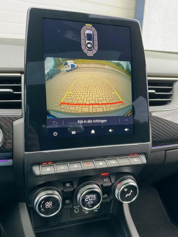 1.6 E-Tech hybrid 145 E-Tech engineered