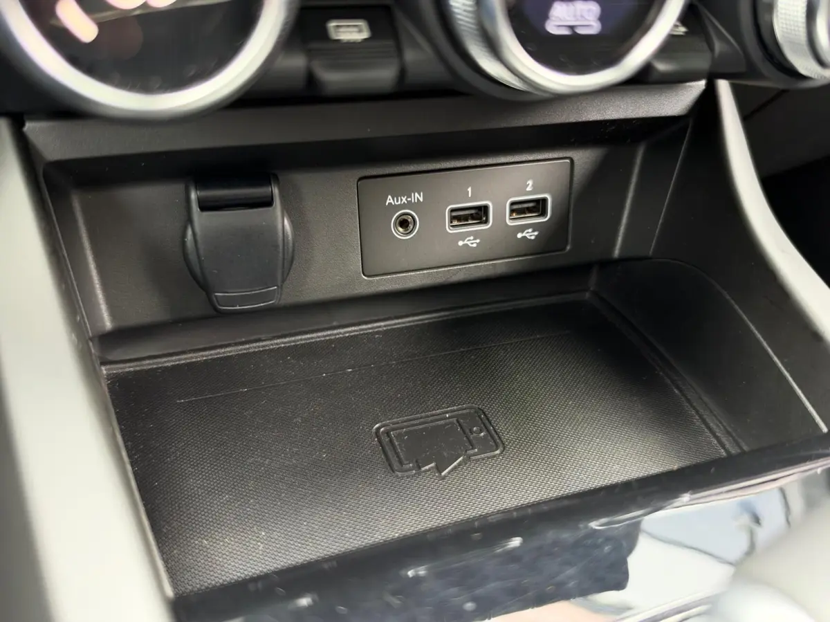 1.6 E-Tech hybrid 145 E-Tech engineered