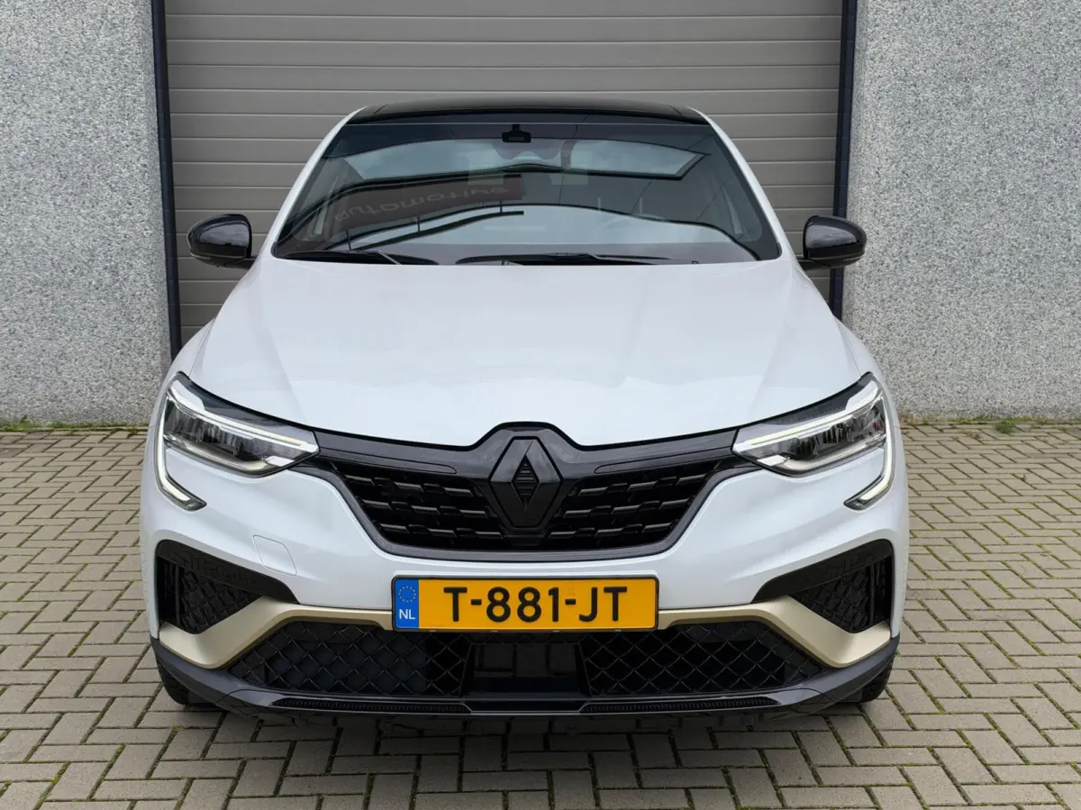 1.6 E-Tech hybrid 145 E-Tech engineered