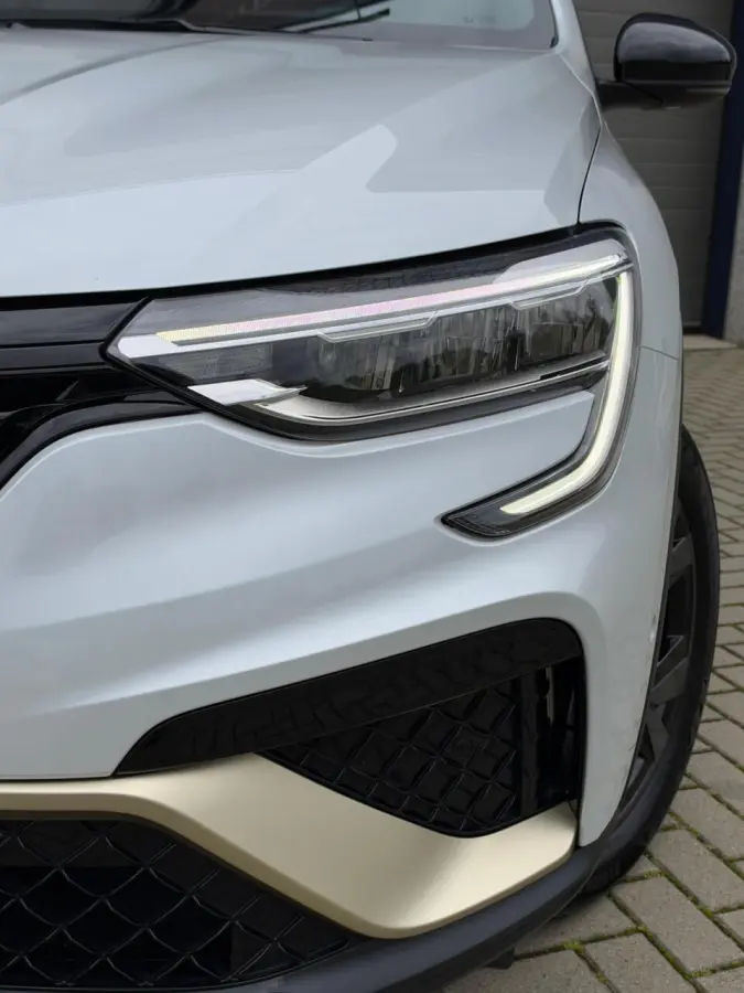 1.6 E-Tech hybrid 145 E-Tech engineered