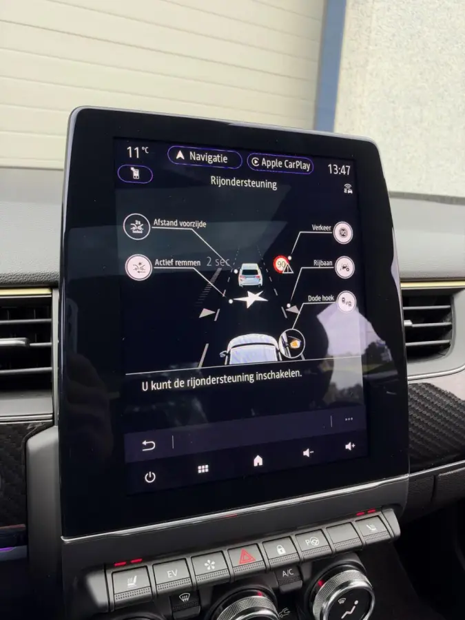 1.6 E-Tech hybrid 145 E-Tech engineered