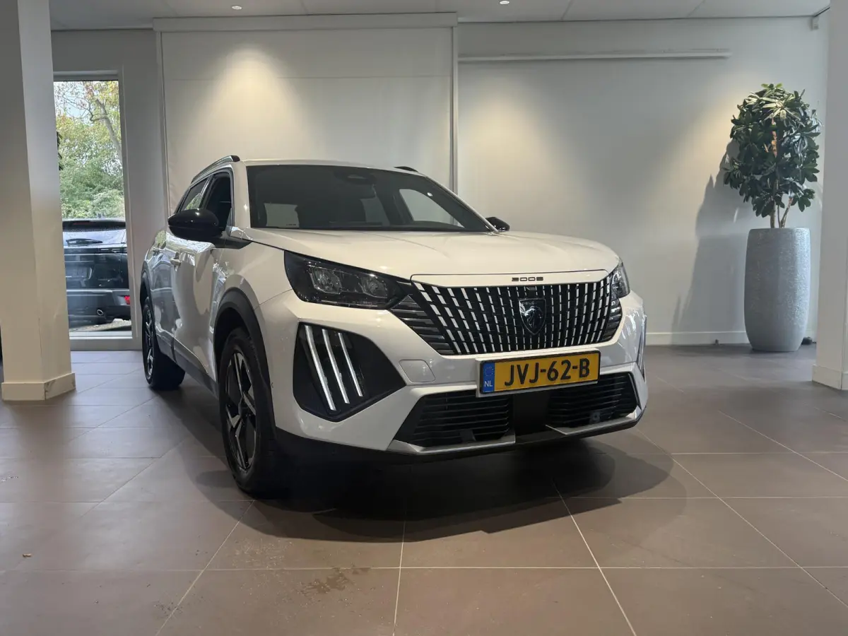 1.2 Hybrid 145 Allure