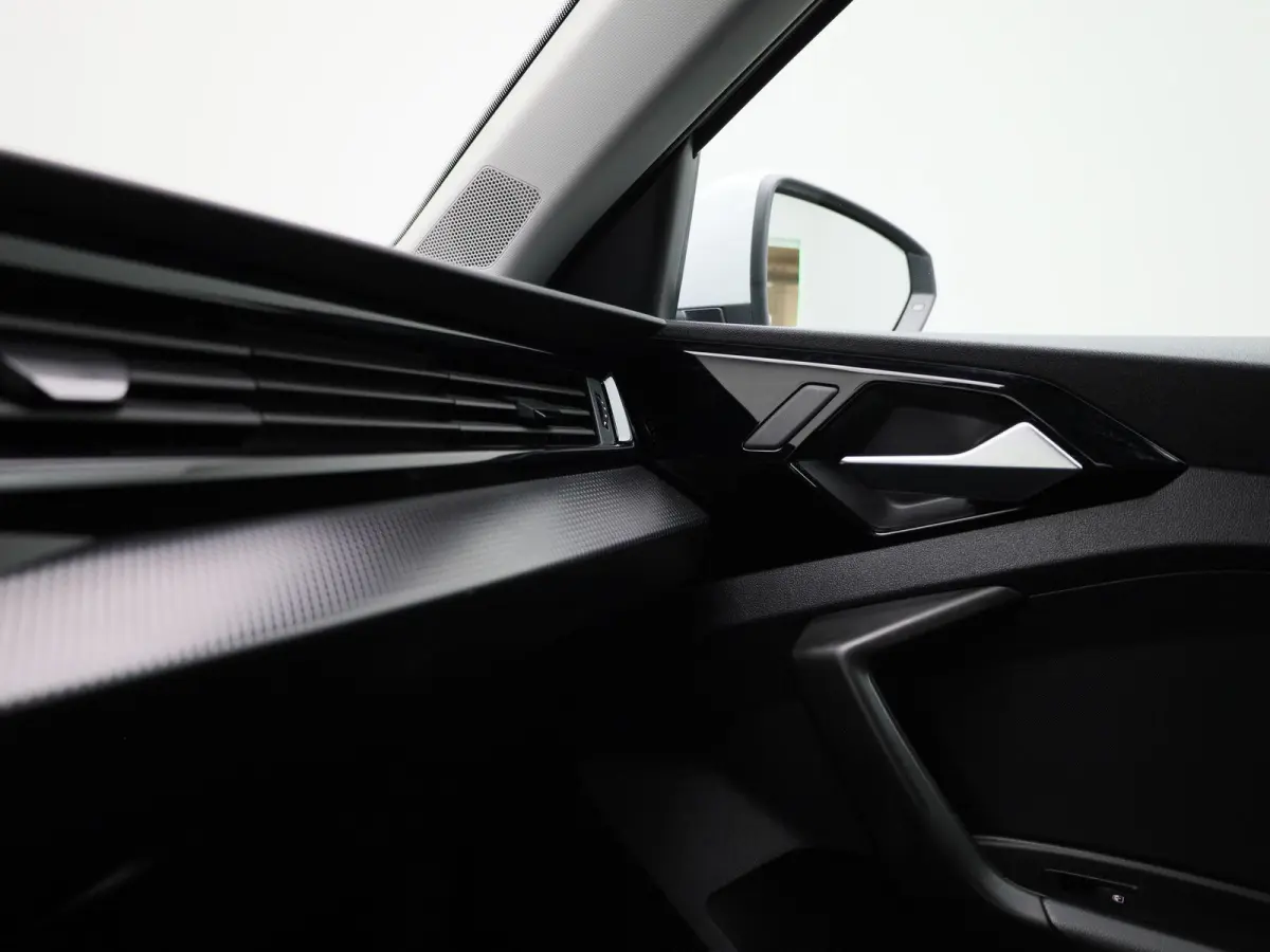 25 TFSI Pro Line 95 PK | Navigatie | Parkeersensoren | Apple Carplay | Android Auto | Climate Control | Lichtmetalen velgen |