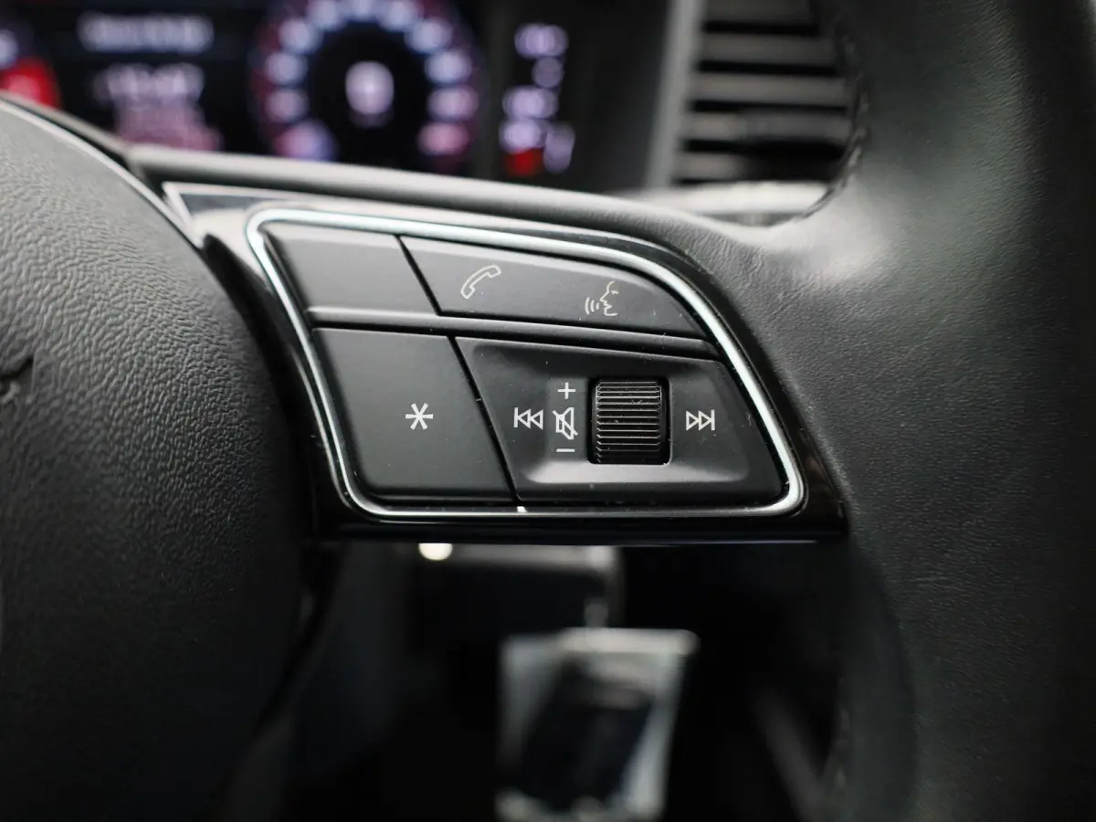 25 TFSI Pro Line 95 PK | Navigatie | Parkeersensoren | Apple Carplay | Android Auto | Climate Control | Lichtmetalen velgen |