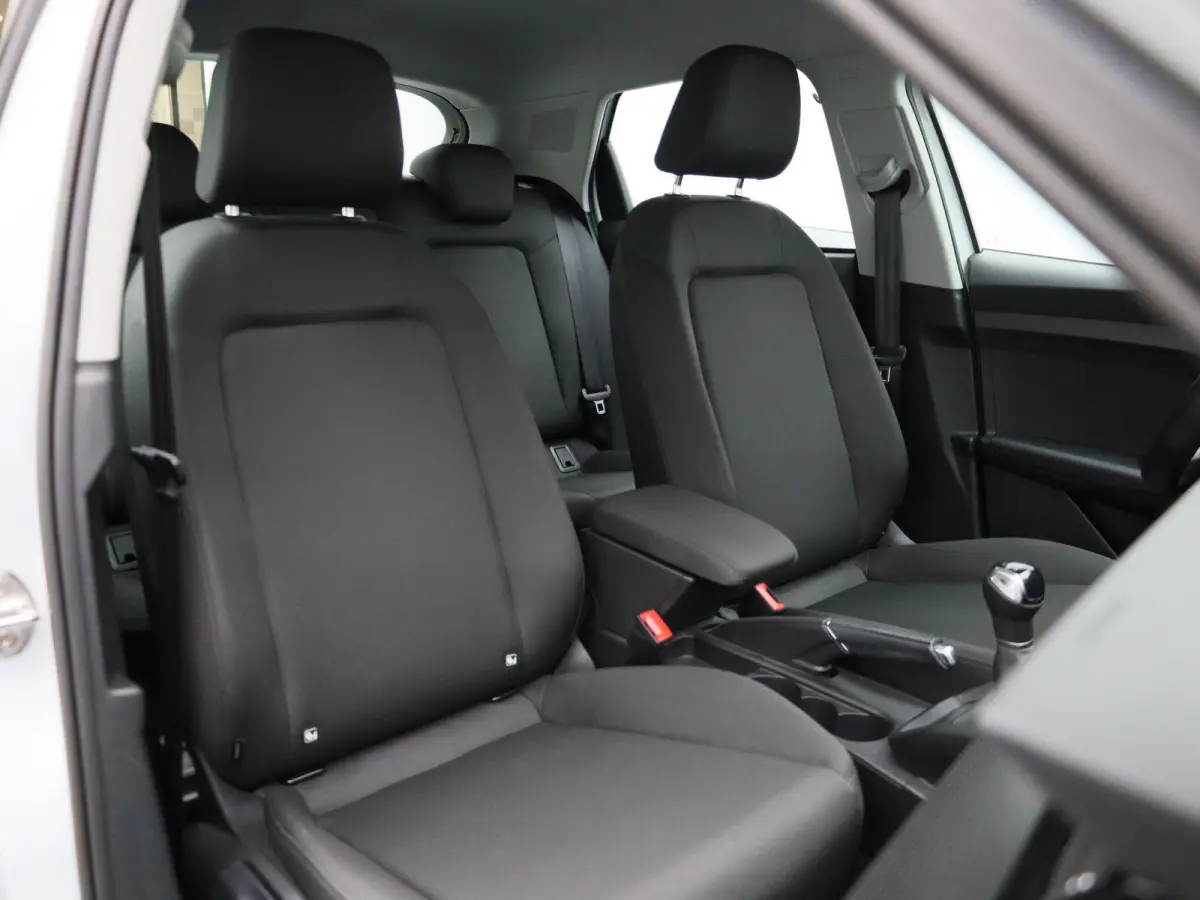 25 TFSI Pro Line 95 PK | Navigatie | Parkeersensoren | Apple Carplay | Android Auto | Climate Control | Lichtmetalen velgen |