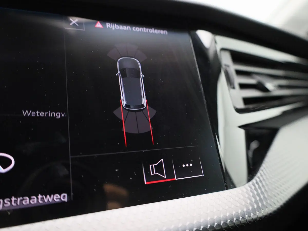 25 TFSI Pro Line 95 PK | Navigatie | Parkeersensoren | Apple Carplay | Android Auto | Climate Control | Lichtmetalen velgen |