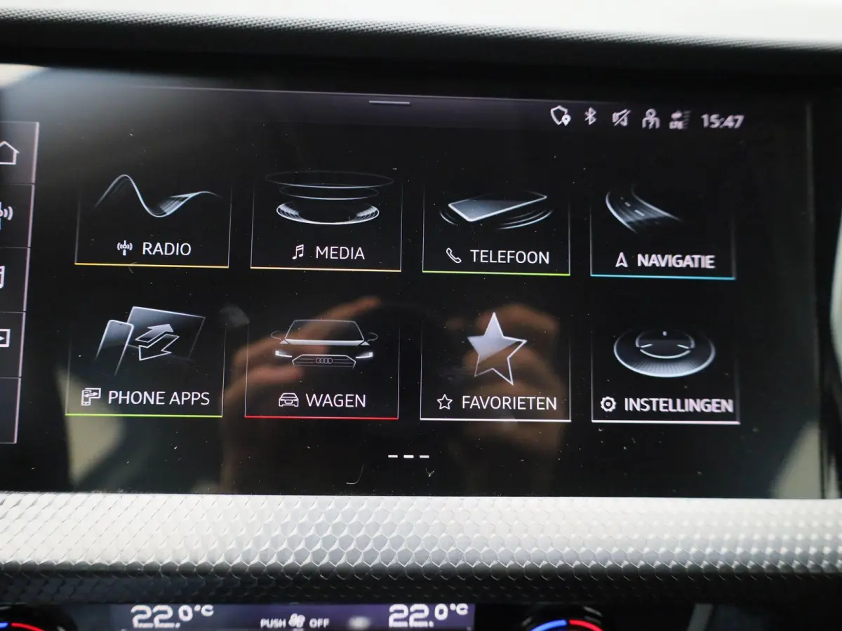 25 TFSI Pro Line 95 PK | Navigatie | Parkeersensoren | Apple Carplay | Android Auto | Climate Control | Lichtmetalen velgen |
