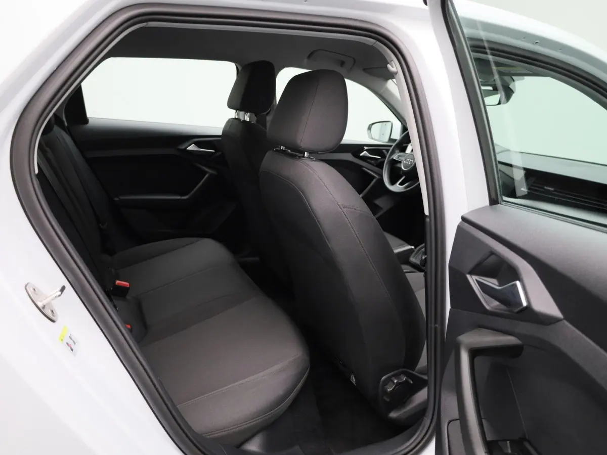 25 TFSI Pro Line 95 PK | Navigatie | Parkeersensoren | Apple Carplay | Android Auto | Climate Control | Lichtmetalen velgen |