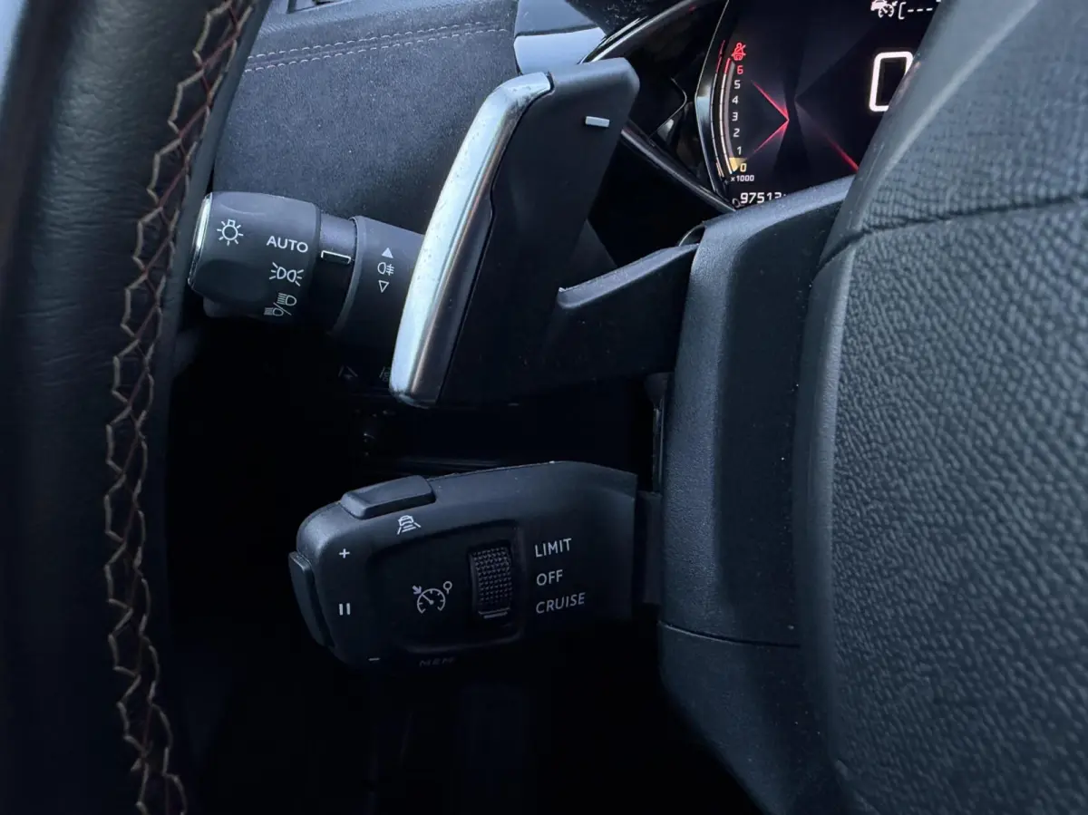 1.2 PureTech Performance Line Leder - Alcantara - Adaptive - Zeer Luxe Uitvoering