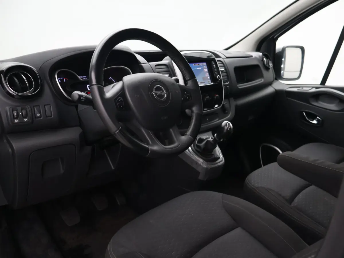 1.6 CDTI L2H1 6-PERS DUBBEL CABINE *77.088 KM* + 1e EIGENAAR | AIRCO | CRUISE | DAB | NAVIGATIE