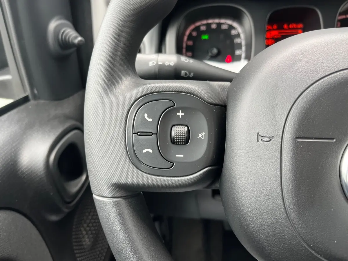 1.0 Hybrid City Life NL.Auto/Grootscherm/Carplay/Airco/All season banden/1Ste Eigenaar/Dealer onderhouden