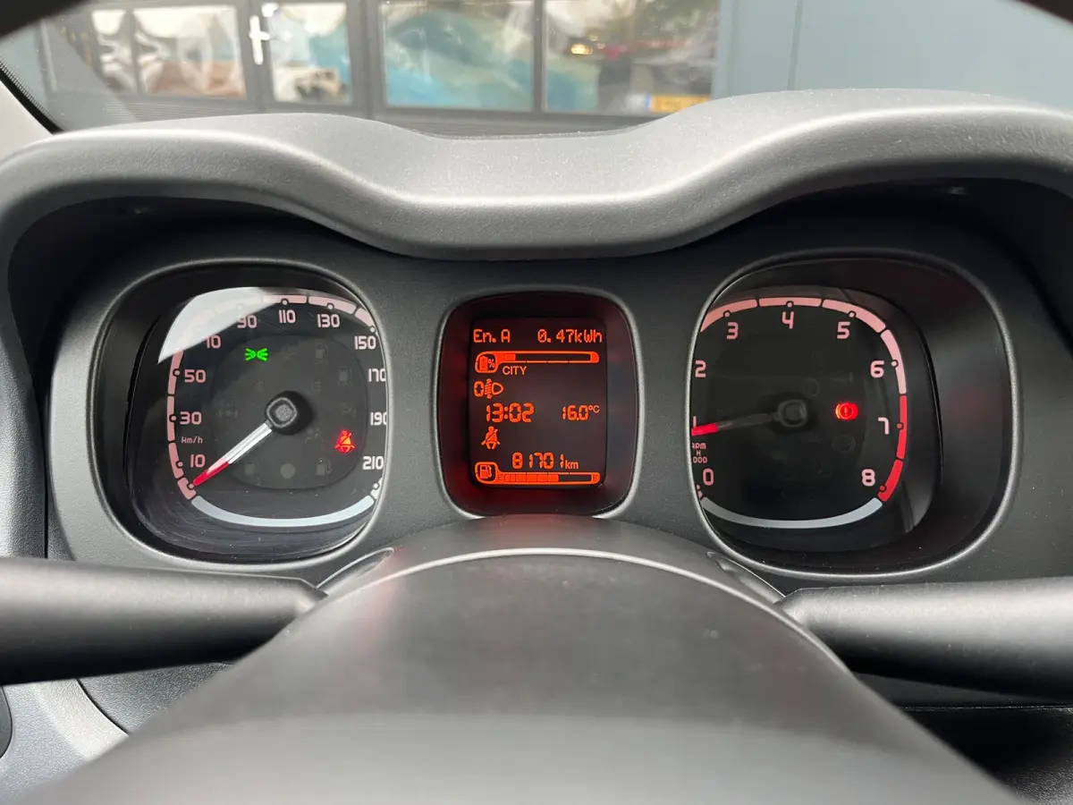 1.0 Hybrid City Life NL.Auto/Grootscherm/Carplay/Airco/All season banden/1Ste Eigenaar/Dealer onderhouden